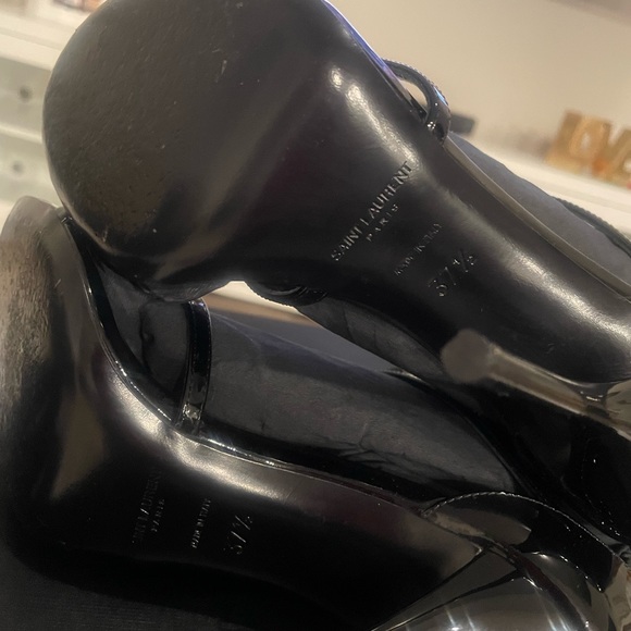 YVES SAINT LAURENT YSL CASSANDRA 100 SIZE 37 1/2 USA 7 1/2 PATENT LEATHER - Picture 4 of 6